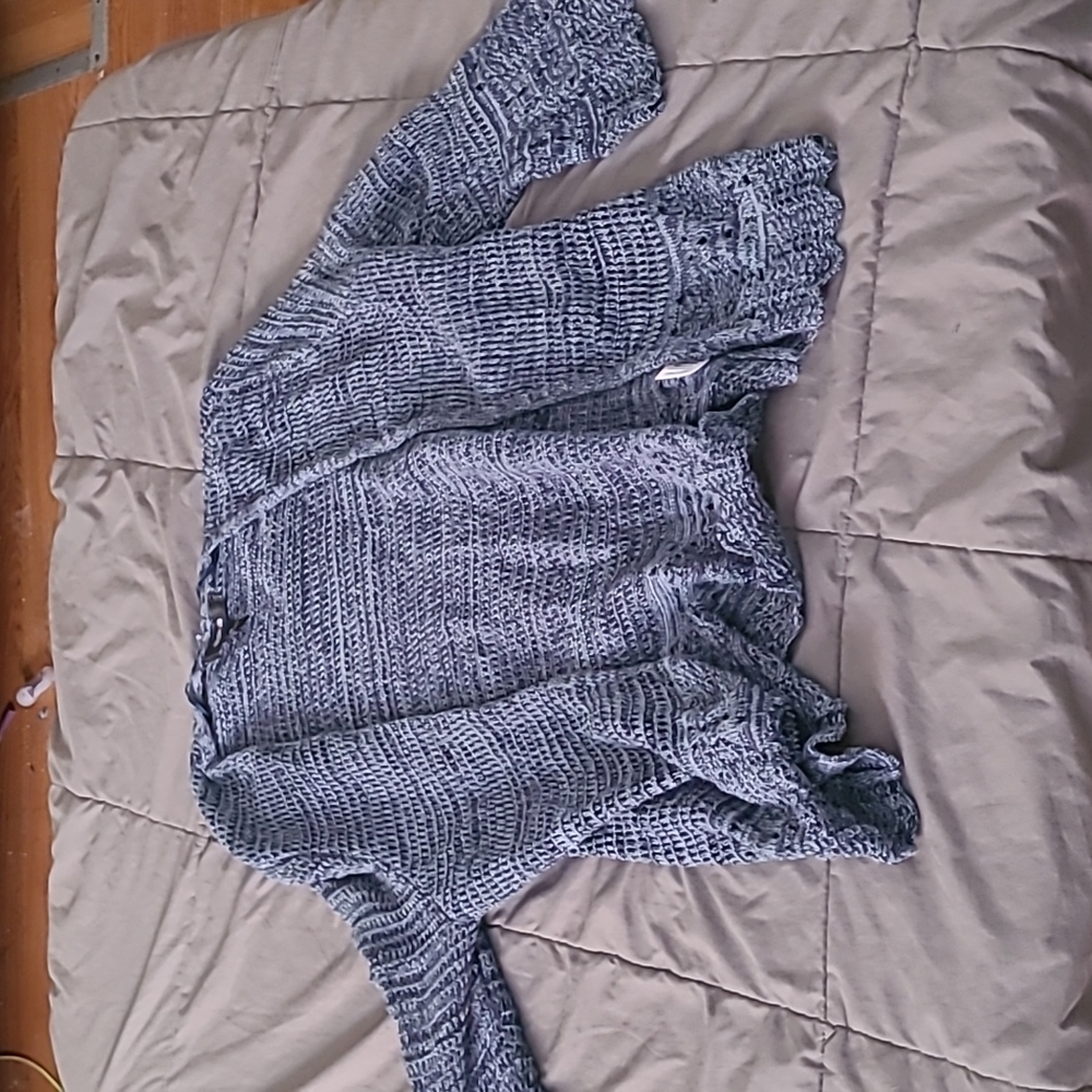 Blur knit sweater